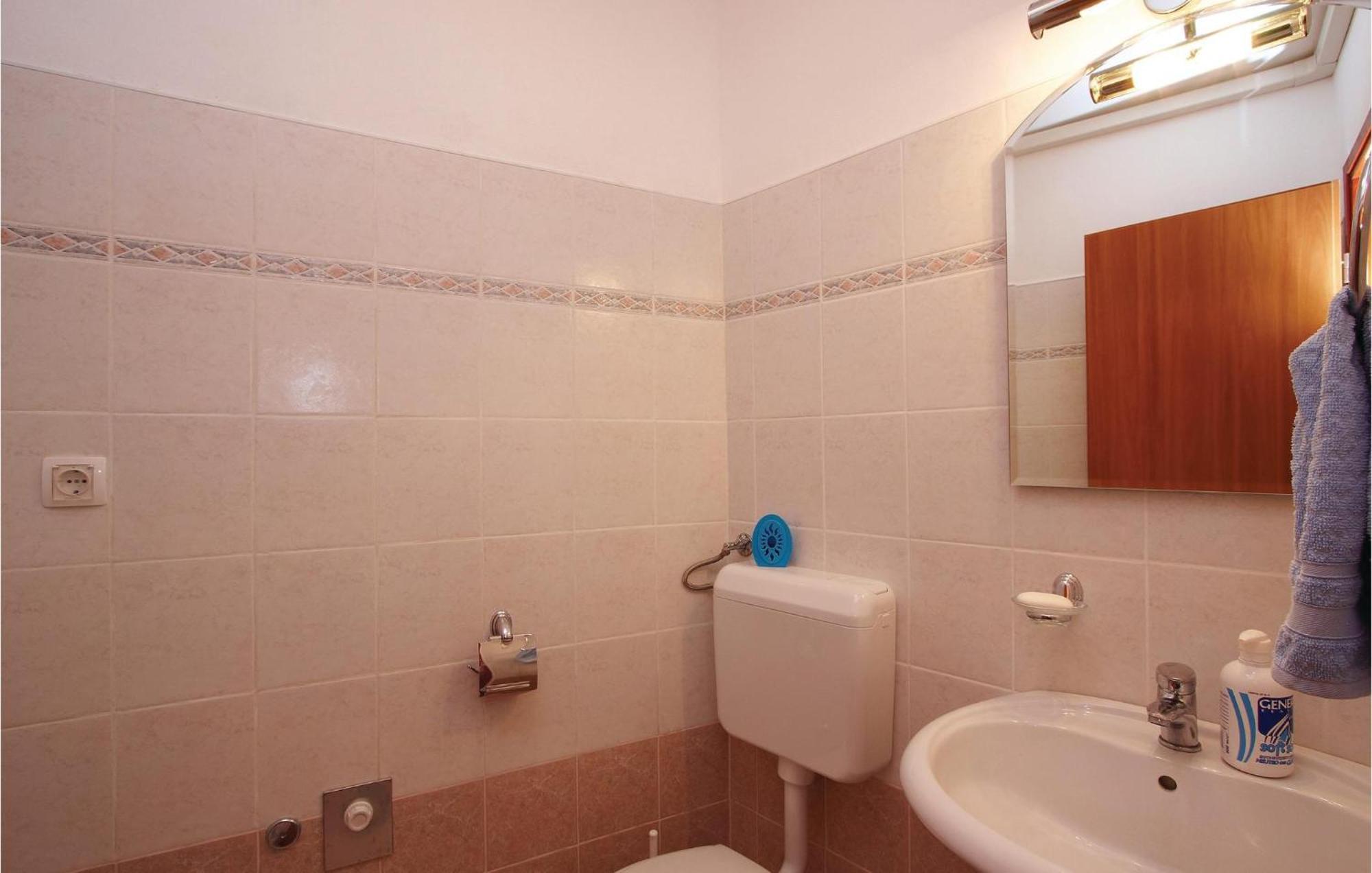 2 Bedroom Awesome Apartment In Plomin Zewnętrze zdjęcie